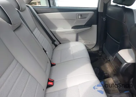 2016 Toyota Camry Se z USA, uszkodzony, nr VIN 4T1BF1FK2GU590125